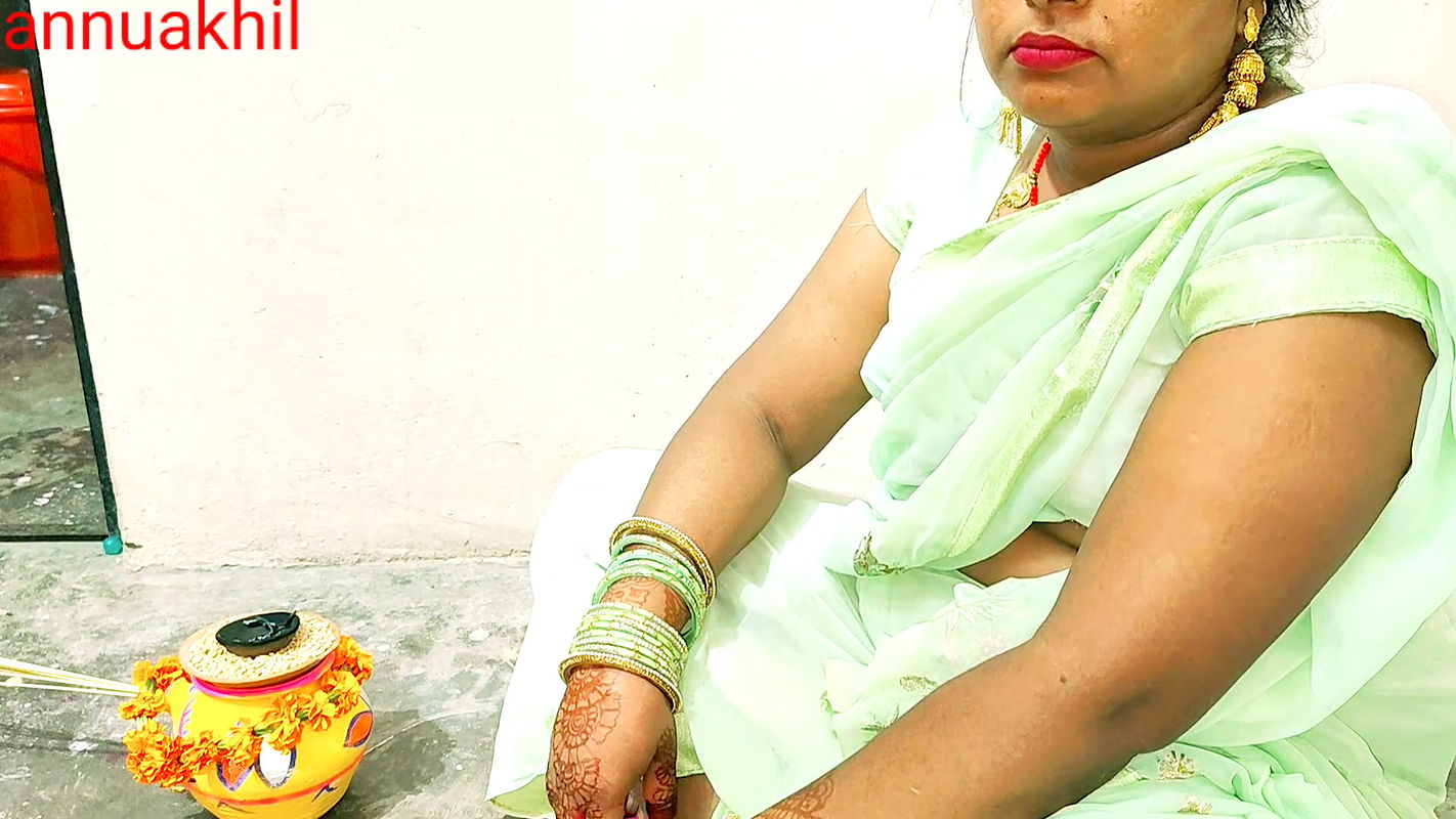 Bhabhi’s sex on Karwa Chauth