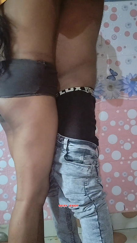 Bhabi ki behan ki Hotel me chudayi