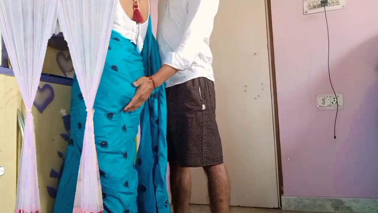 Bhabi ki gand ki chudai me bahut maza aata hai tho devar ne pura dahi nikali