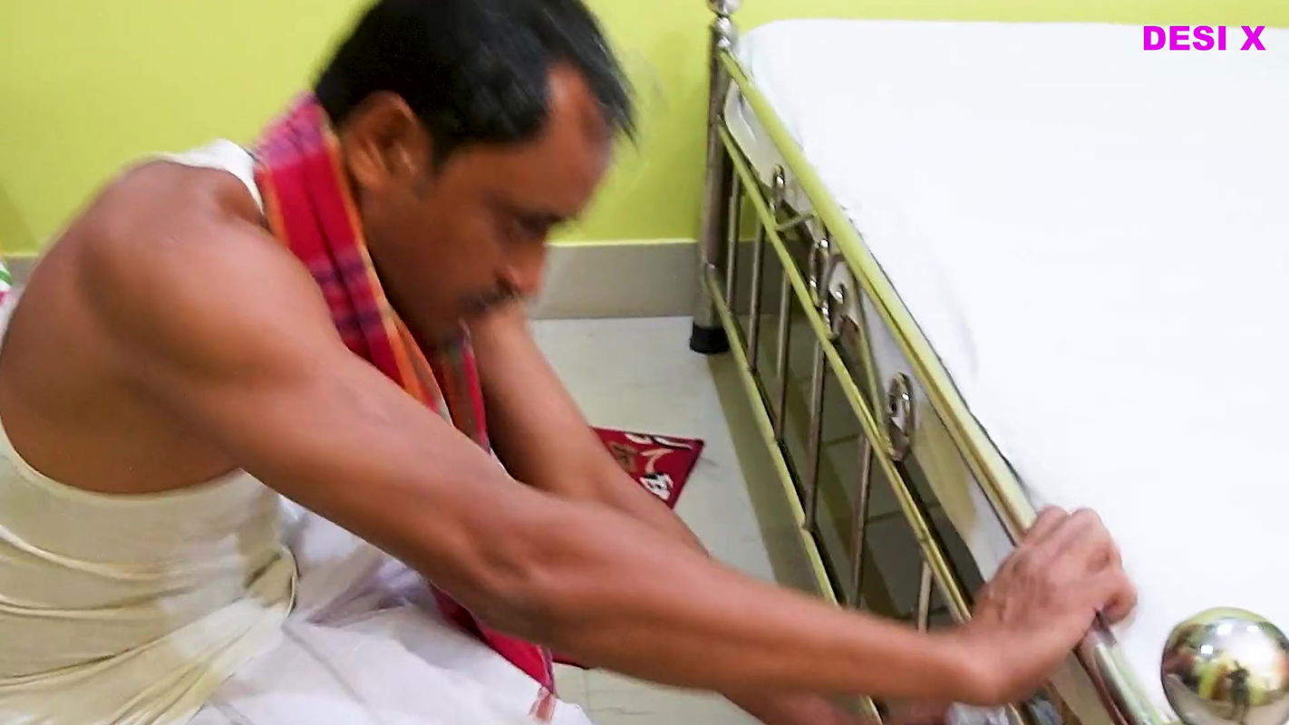 Bhabi ki gand mar di == Hardcore Desi Bhabi Sex