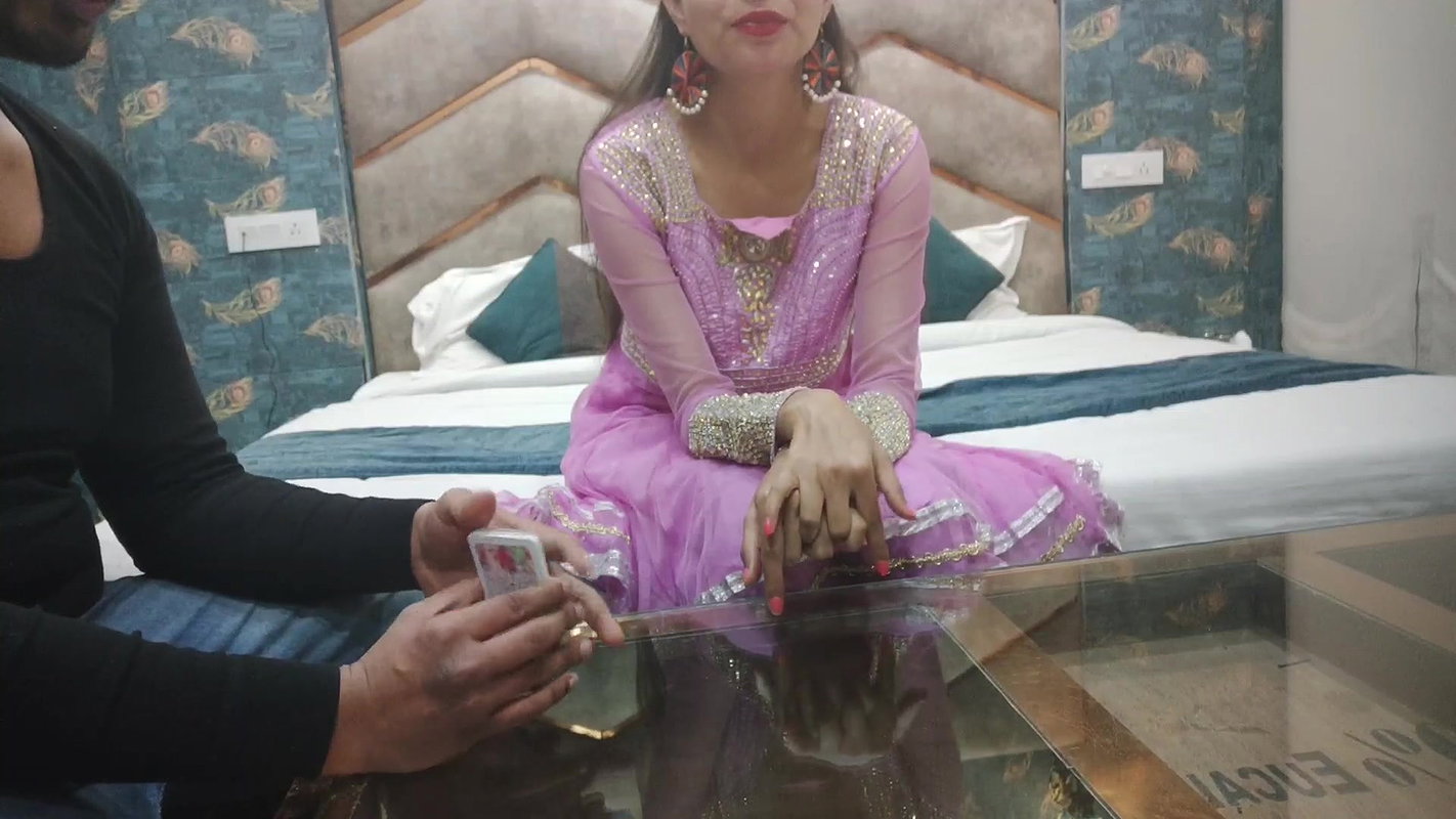 Bhai ne bhen ko hara ke usko chudne ki demand ki mana karne ke baad bhi behn ko khub gaand mari roleplay in hindi audio