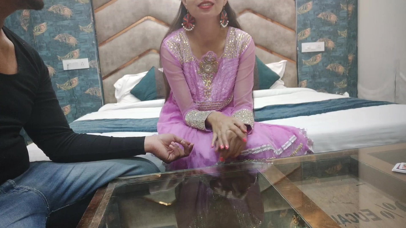 Bhai ne bhen ko hara ke usko chudne ki demand ki mana karne ke baad bhi behn ko khub gaand mari roleplay in hindi audio