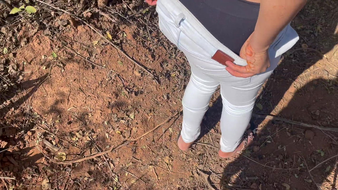 BIG ASS INDIAN GF FUCKED OUTDOOR IN INDIAN JUNGLE , JUNGLE ME MANGAL