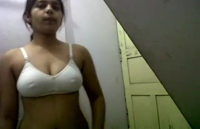jeetu punjabi babe getting naked for boyfriend
