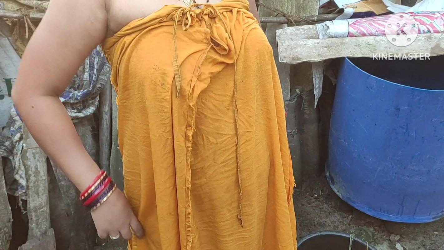 Boobs and bathing sexy bathing