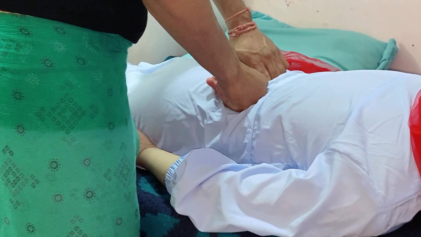 Boss ki bahan ko nokar ne masal masal kr choda with hindi audio sex slimgirl DESIFILMY45