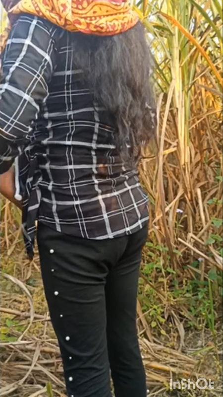 Boyfriend went to public area and girlfriend land