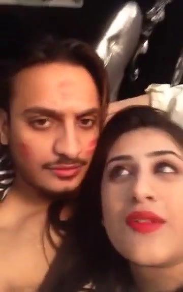 karachi babeanoa with lover boobs