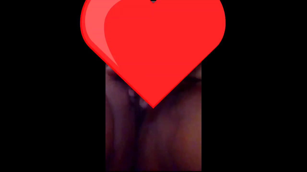 Brou wife settings fuccy tow fingers