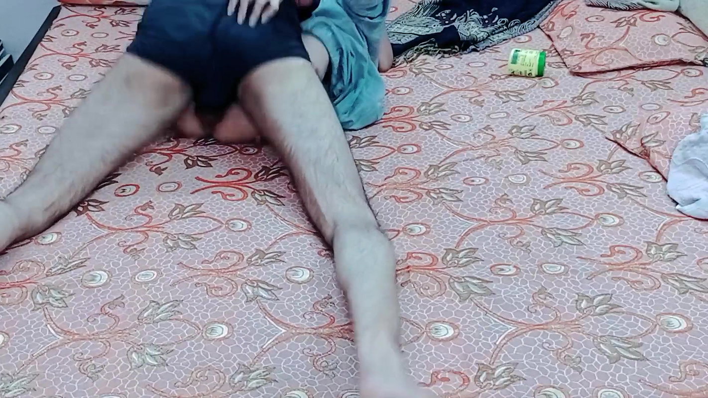 Canada me Punjabi sardarni bhabhi ki jabrdust chudayi mote kale lund se real hindi desi sex video in hindi. desifilmy45