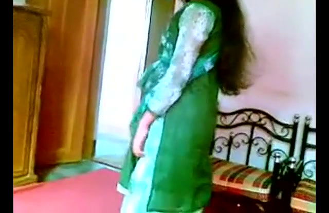 kolkata college girl boob pressed