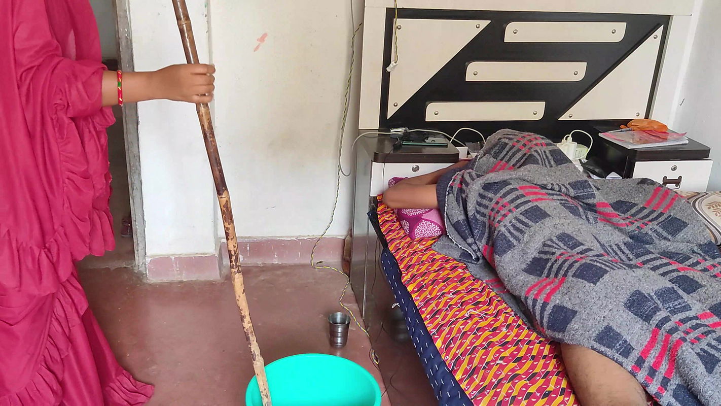 Cheating Husband Persuade Maid Fucking while Wife Leave Home