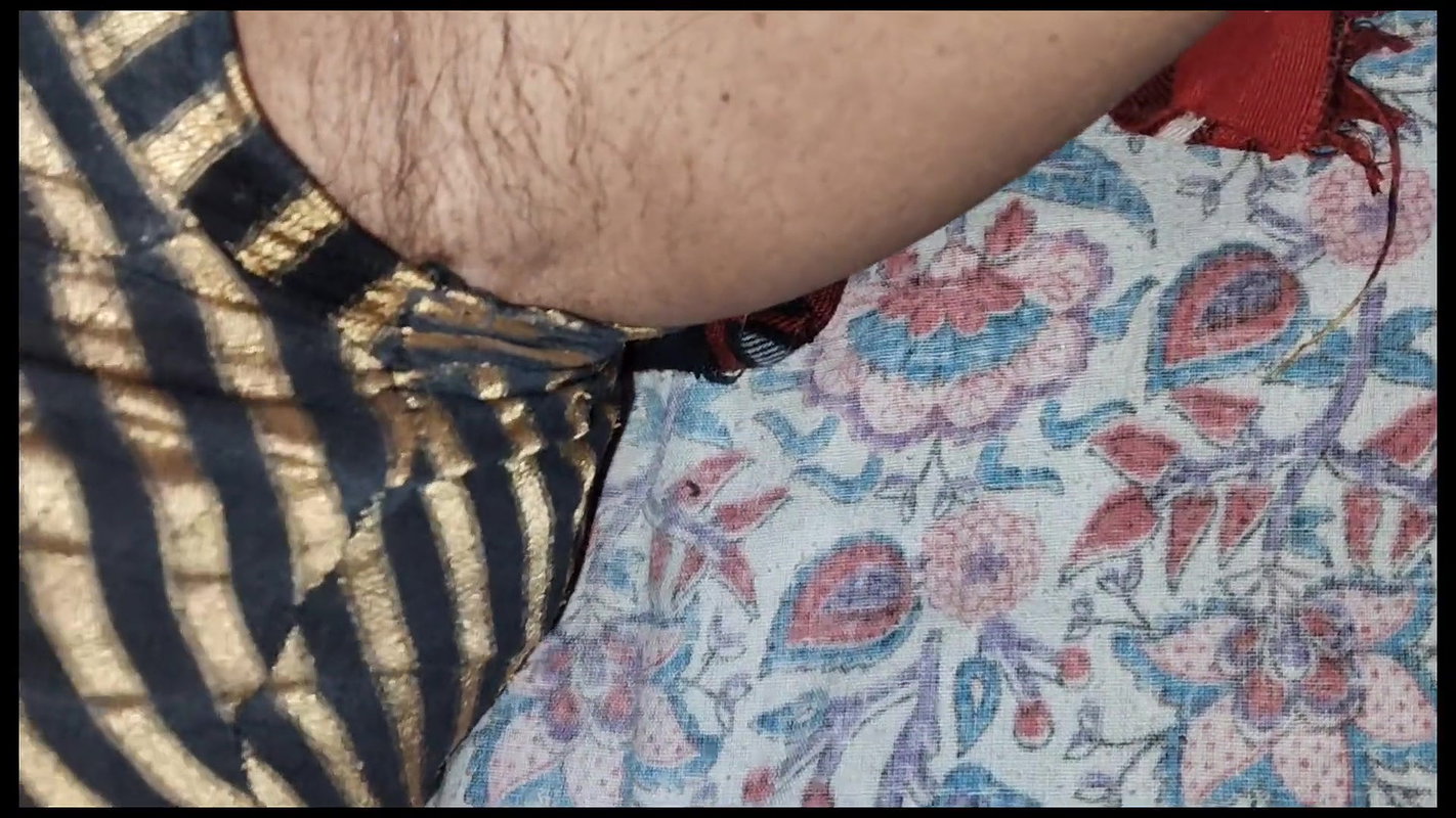 Chennai Tamil sexy couple romance -viral sex video