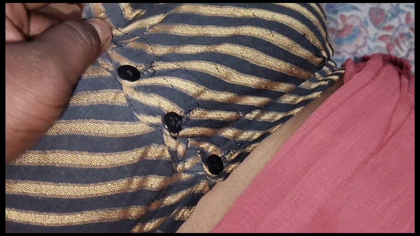 Chennai Tamil sexy couple romance -viral sex video