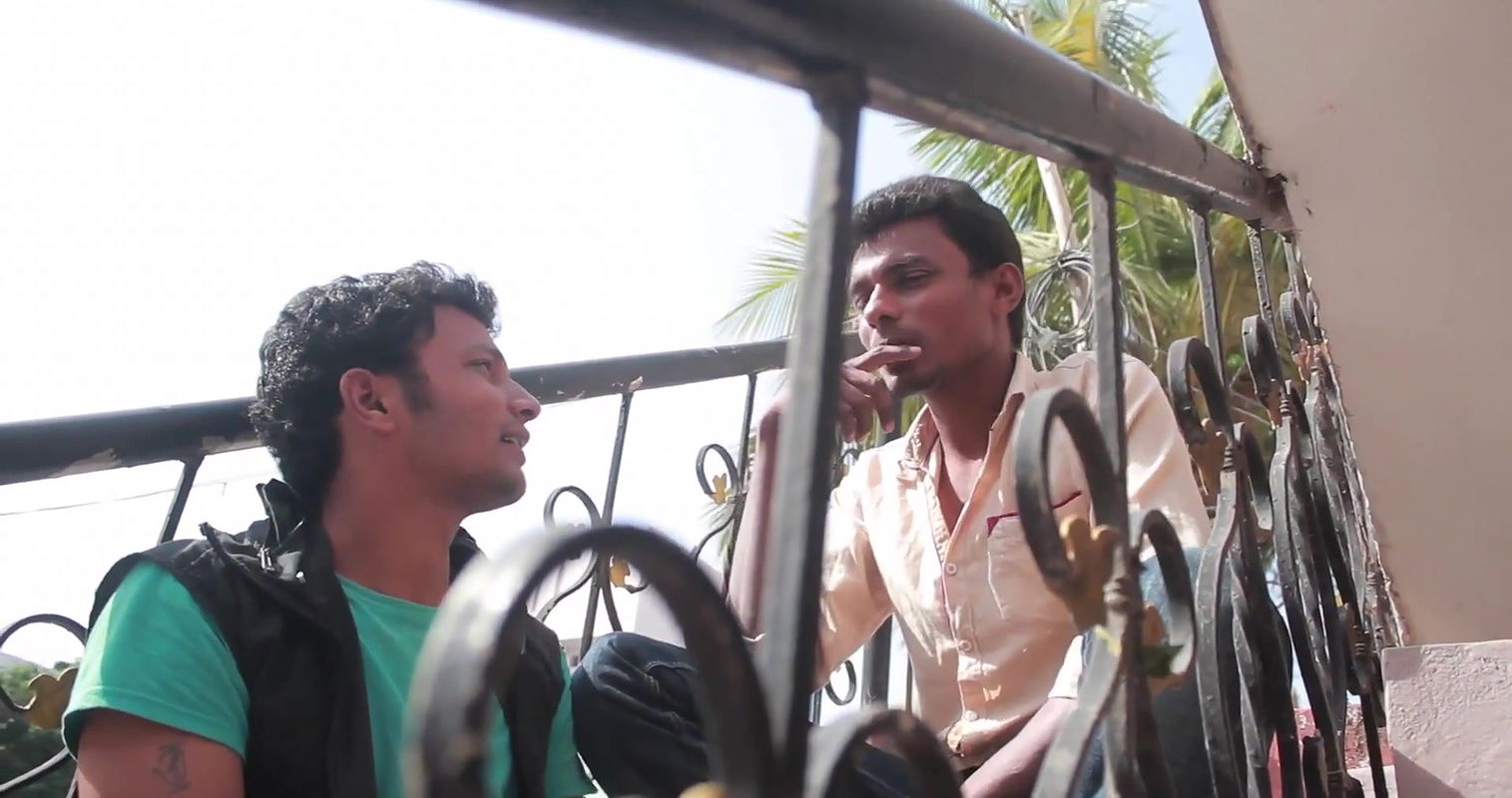 krishnanagar aunty romance with young guy