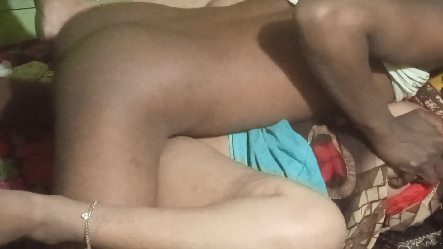 Choda by impressing bhabhi on Valentine’s Day