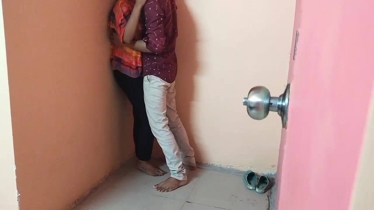 Chupke se chudai ki dost ki saoteli behen ko