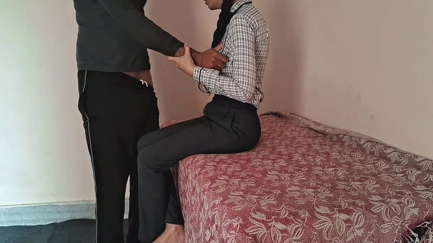 College 18year Old Girl Fucking Hindi Sex