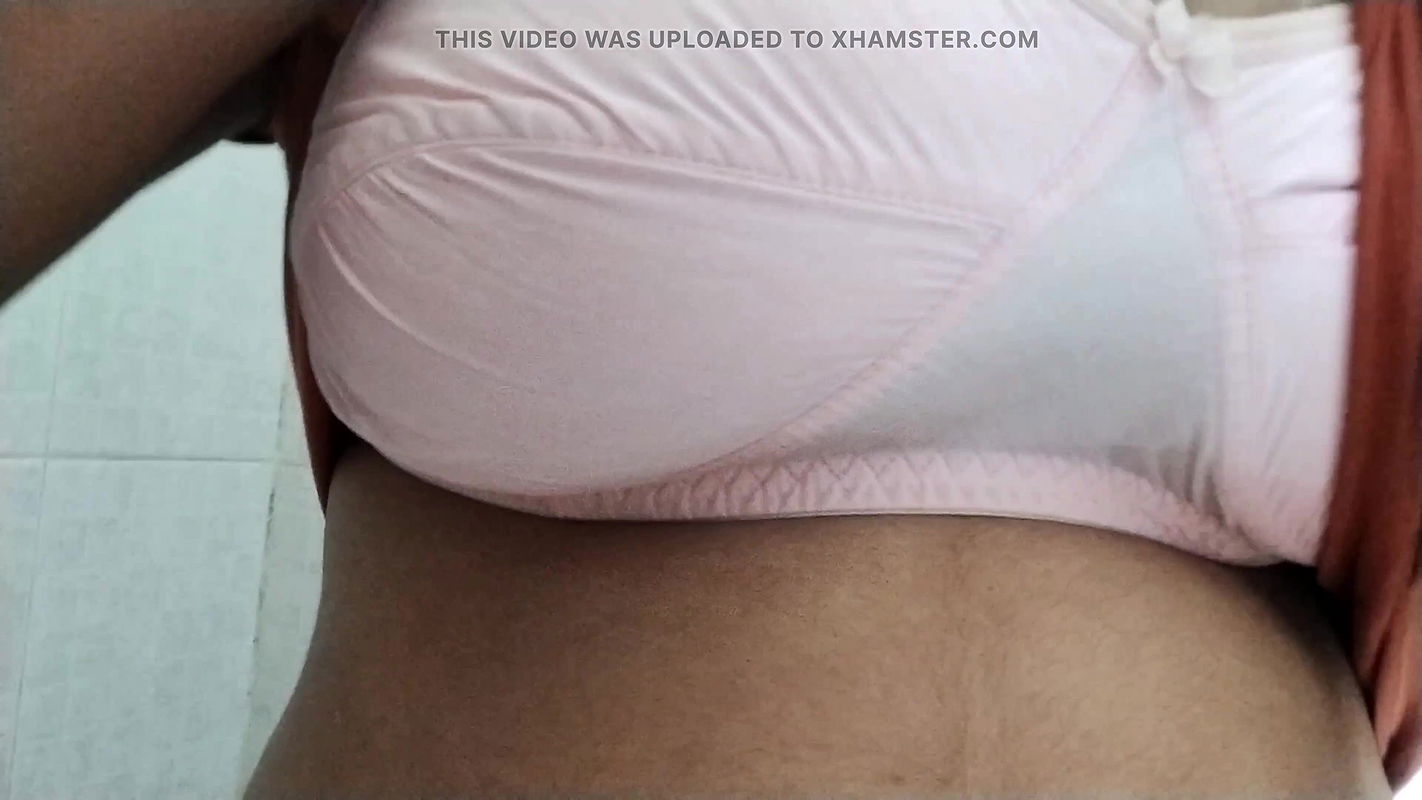 College Girl Priya Viral Pissing Video Compilation