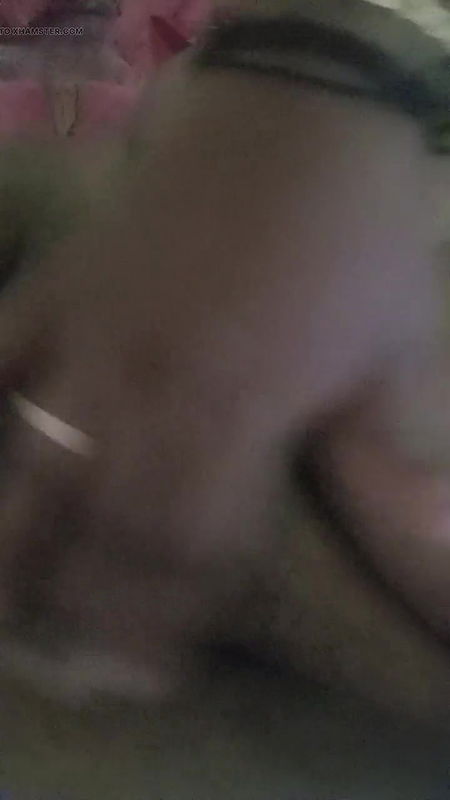 College Lacher in Body Show Performance