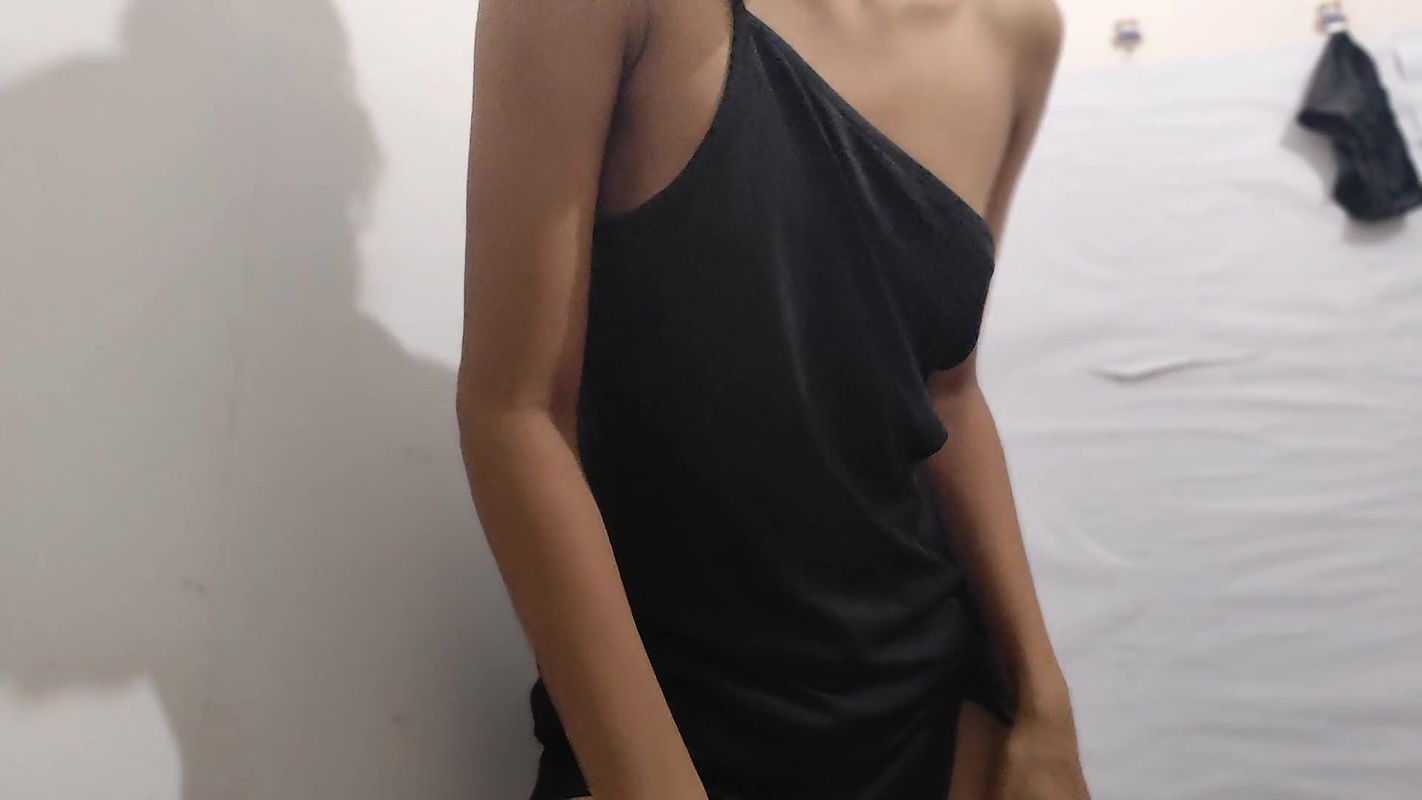 College slut squeezes her pussy while her parents are out (squirt in your face)