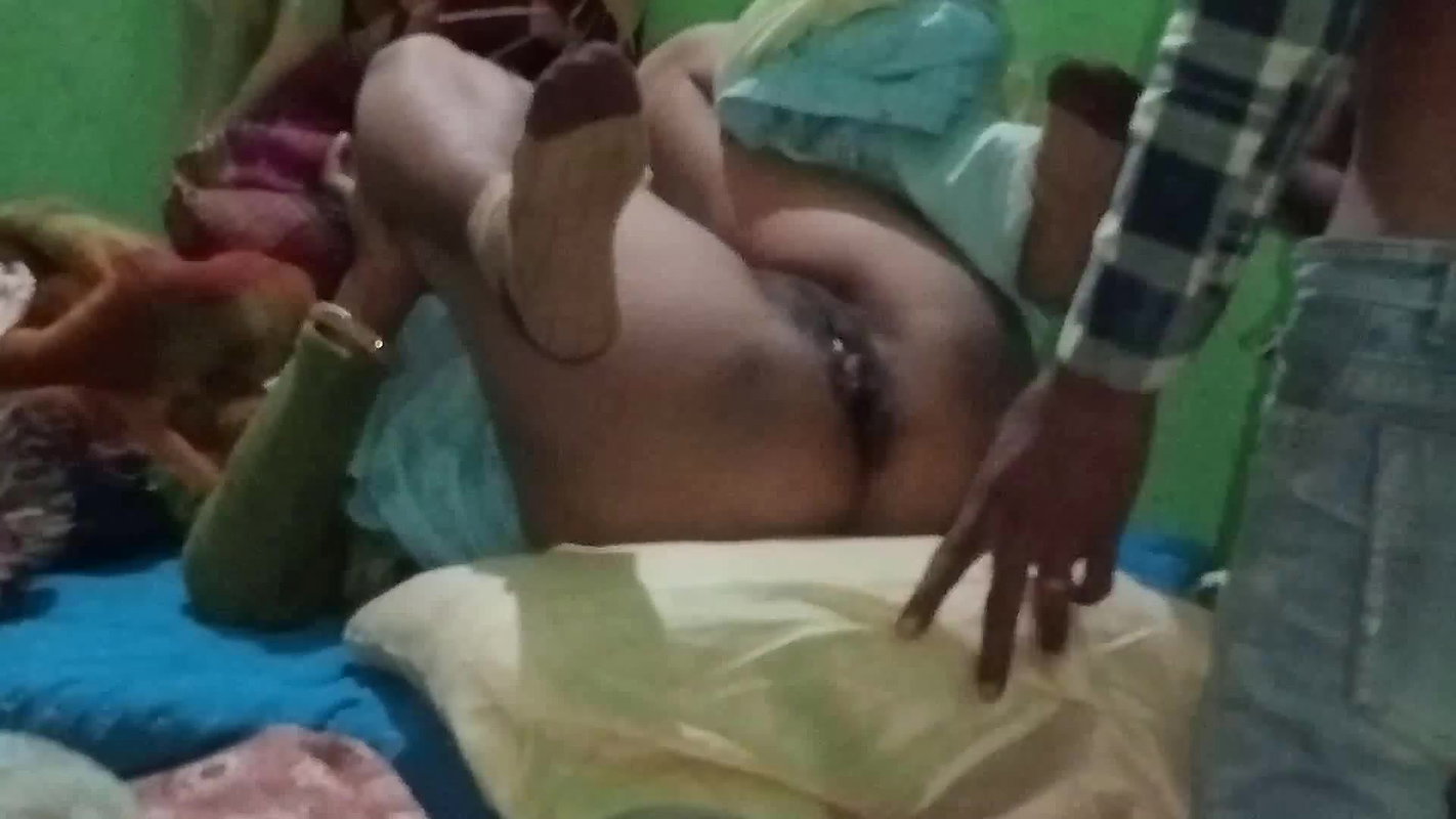 College Students Leaked Viral MMS Sex Video with Professor