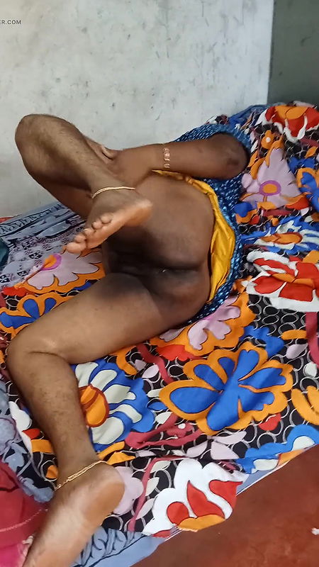 College Teacher Bedroom Finger Eating Performance Videos