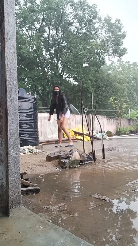 Cute desi college girl playing hard in rain boobies shake