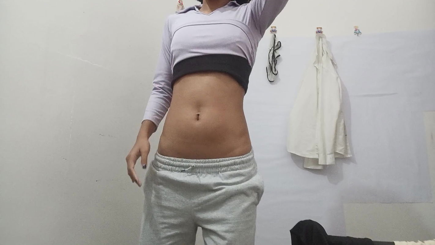 cute petite girl masturbating cum pussy