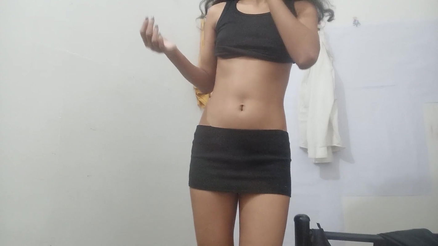 cute teen girl pussy fingering Sri Lankan