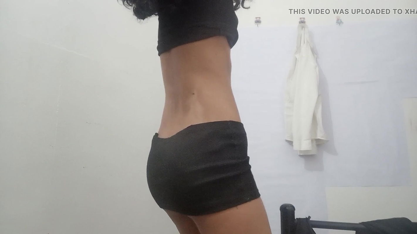 cute teen girl pussy fingering Sri Lankan