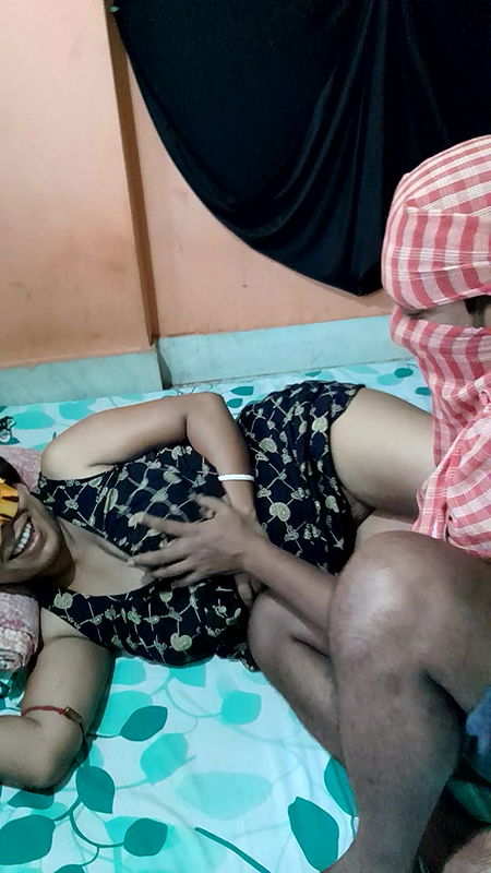 Deshi bhabi ne muje bulake key kam Kiya