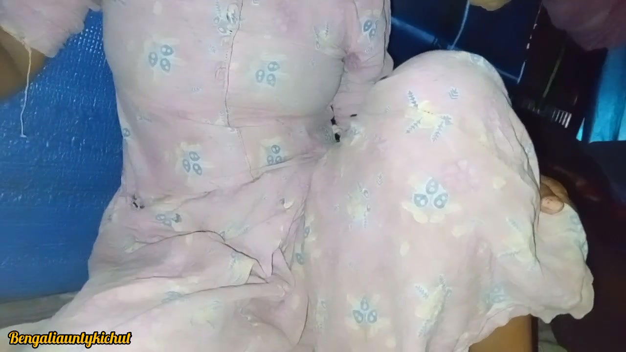 Desi aunty first time bhatije ke sath chudai karvaya Bengali audio bengaliauntykichut