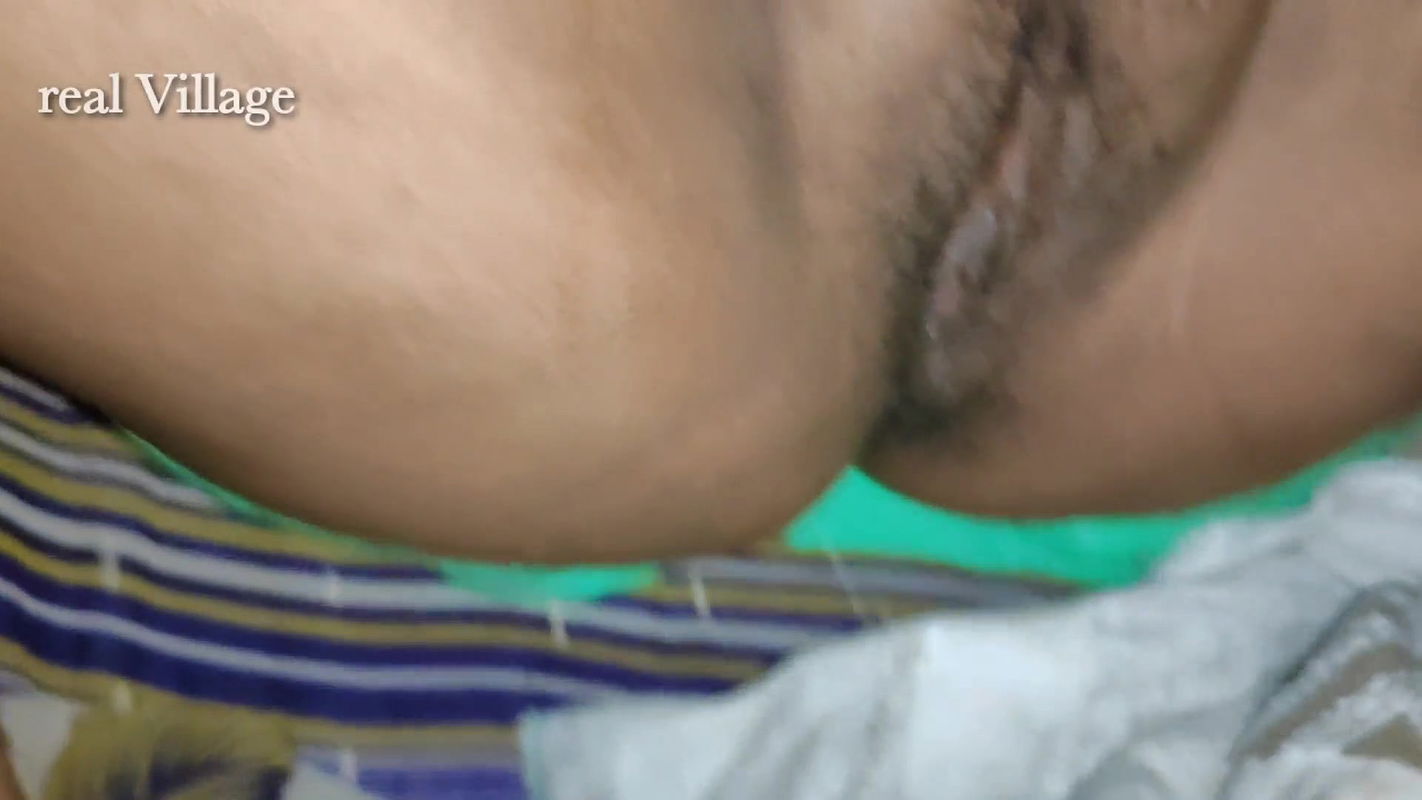 Desi aunty ko naggi karke choda dek pani jarjay