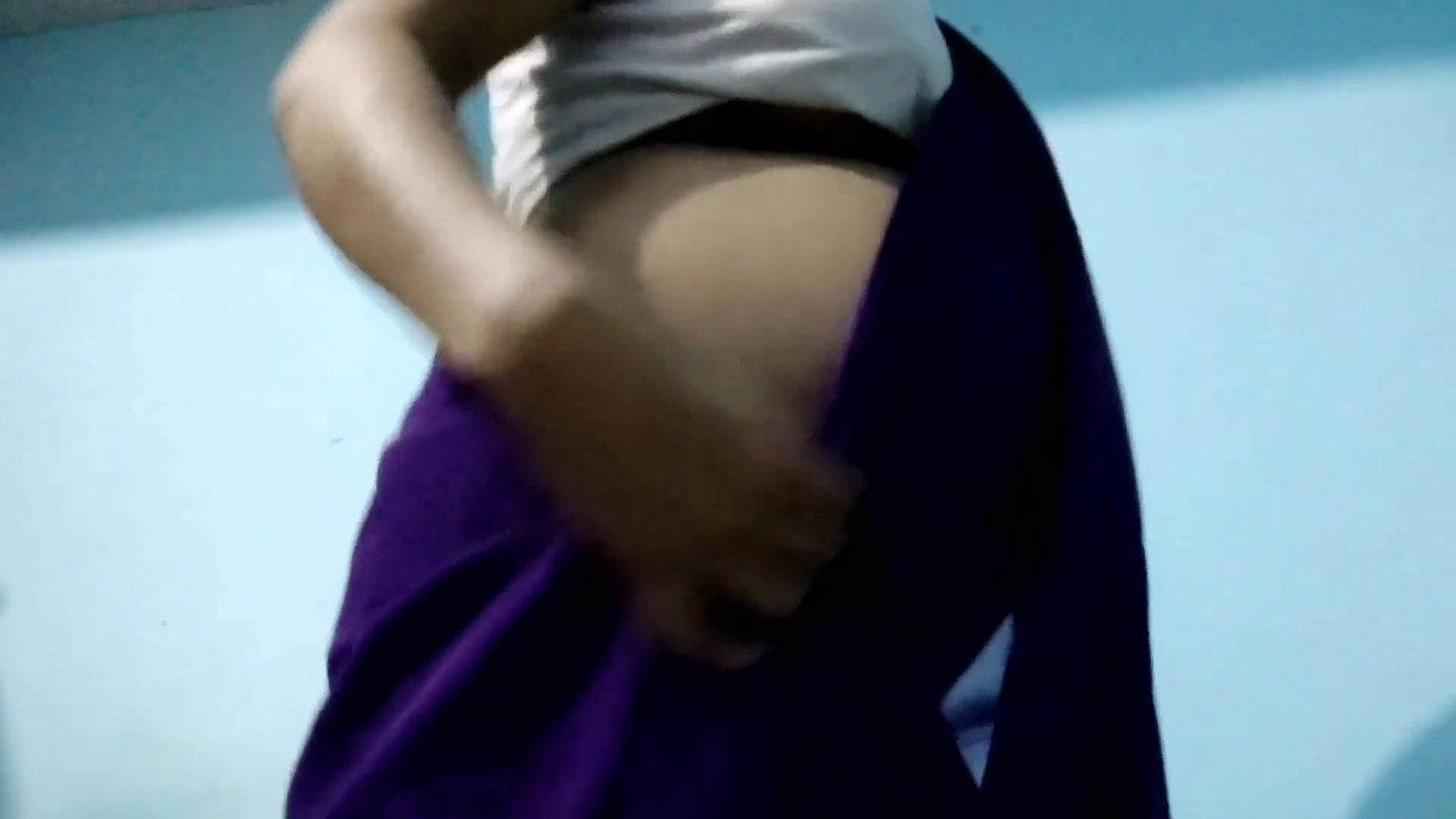 Desi Aunty taking off her saree and talking dirty