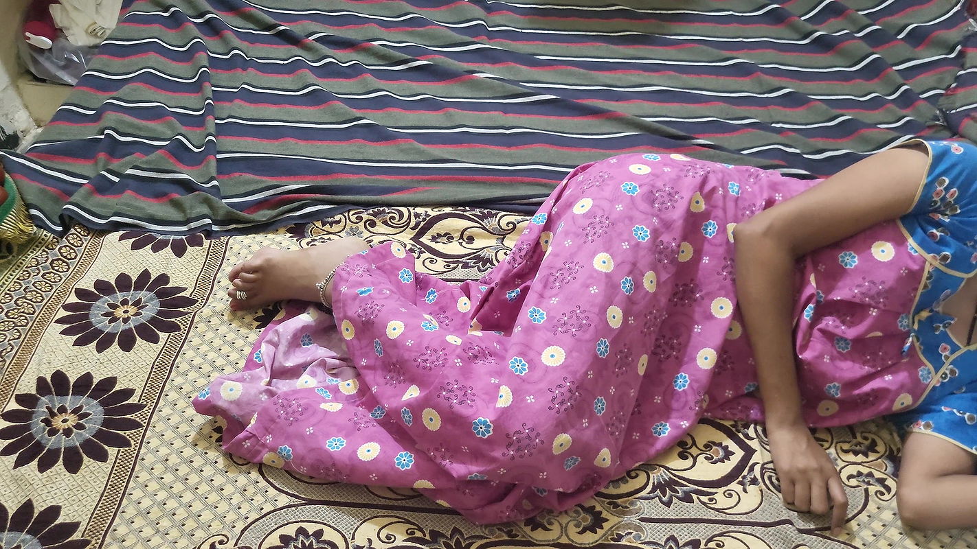 Desi babhi fight with husband and have sex finally