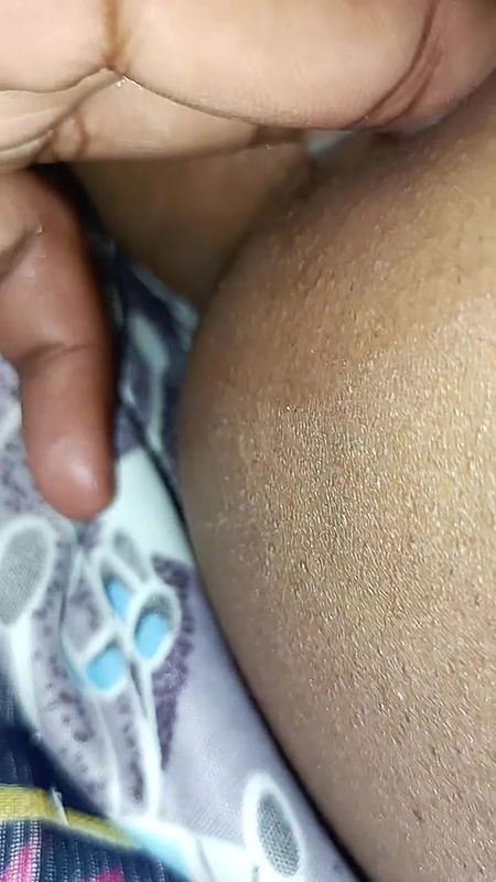 Desi bhabhi ass fingaring ass leaking pussy fingaring pussy leaking in hindi sex videos