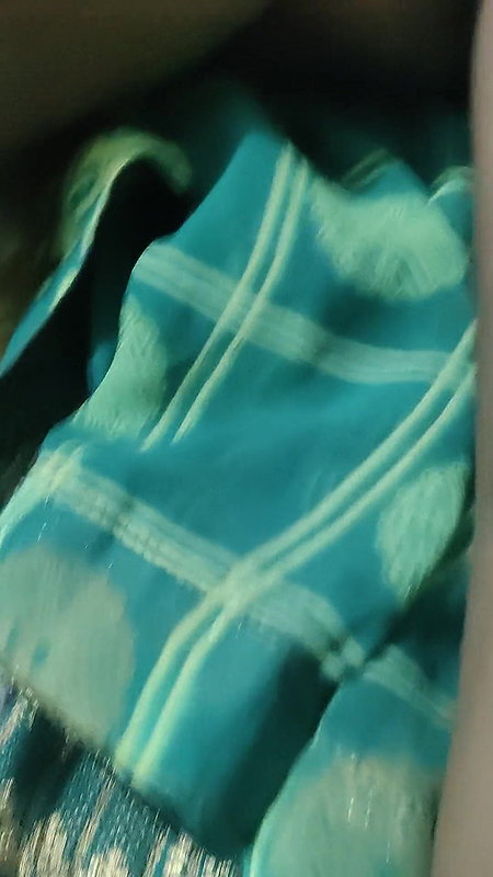 Desi bhabhi ki chut hairy pi