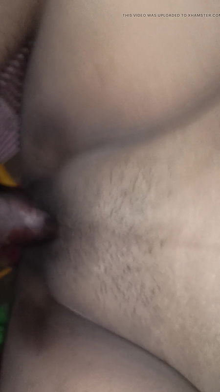 Desi Bhabhi ko Ghar me Jakar Chod Diya