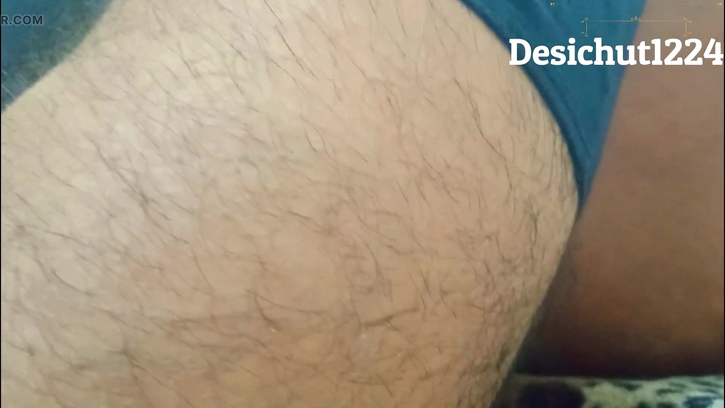 Desi Bhabhi Ne Hajamat se Apni Chut Bur Pussy ko Chudva Li Desi Hindi Chucai Big Cock