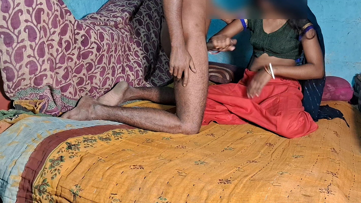 Desi Bhabhi was taken to the room in her petticoat and fucked, best Indian style sex, Dabhi’s pussy was fucked and water