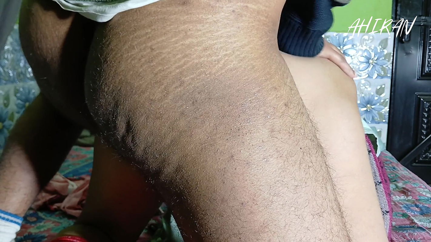 DESI BHABI CHUT CHUDAI ON BEDROOM