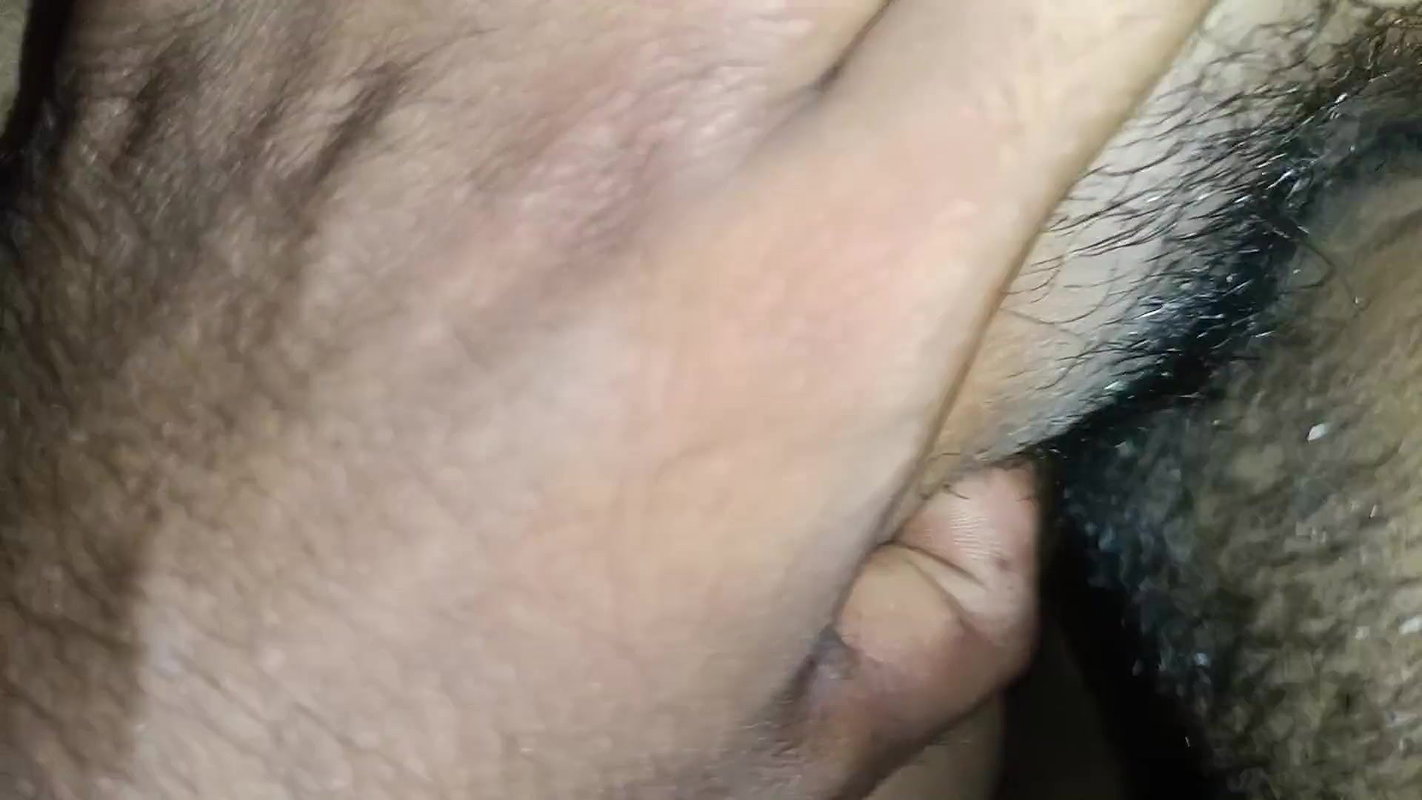 Desi bhavi eating pussy, and fucking standing position