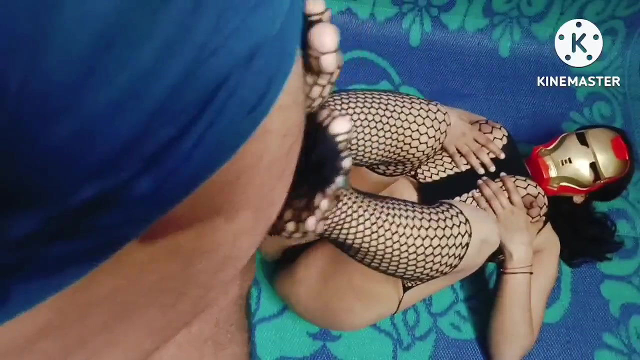 Desi Big Ass Stepmom Getting Nude On Her Bed with Stepson