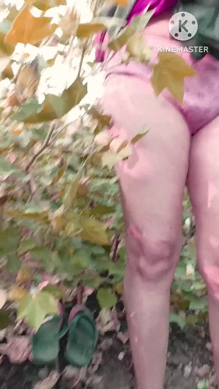 Desi Girl friend Ko MC Chalu hi Khath me Boobs show