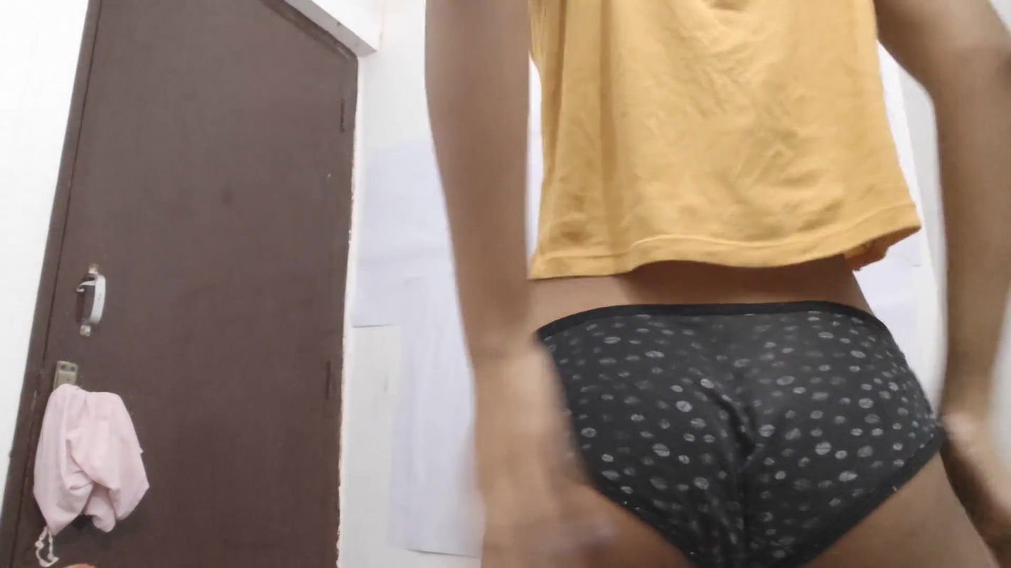 Desi girl phone sex (no sound sorry for sound)