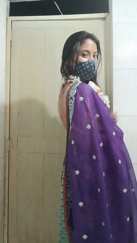 Desi girl seducing in videocall , hot masturbation , seducing her boyfriend