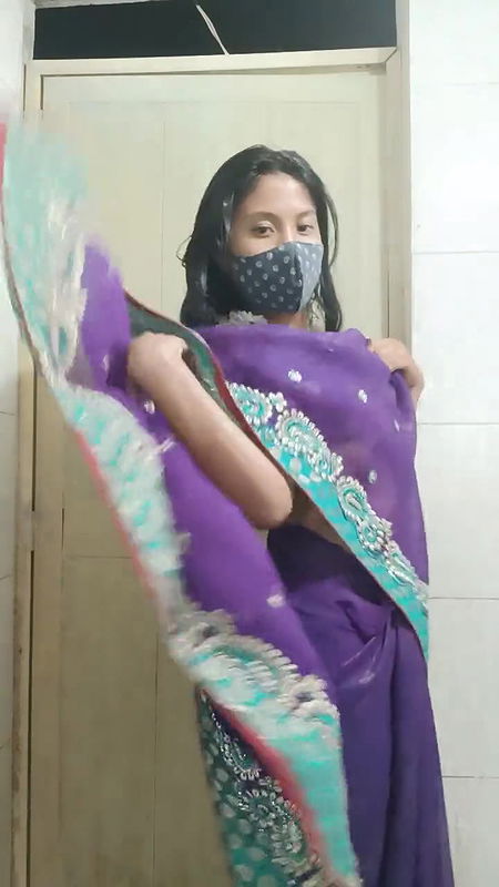 Desi girl seducing in videocall , hot masturbation , seducing her boyfriend