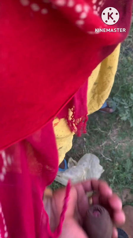 Desi girl sex in jungle( desi chut Chudai jungle mai bhabhi ko choda)