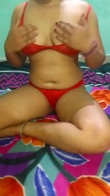Desi Indian woman’s wet pussy